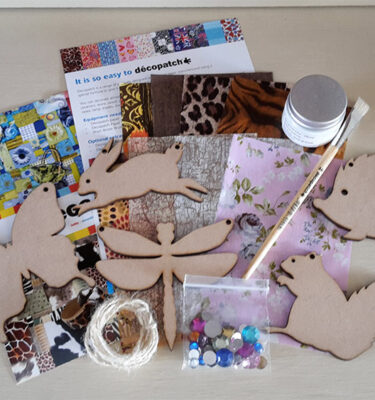 Decopatch Wildlife Bunting Kit