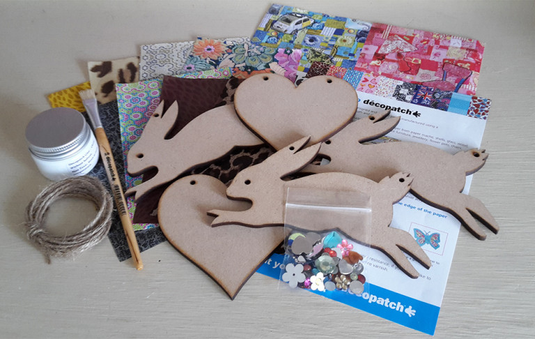 Decopatch Easter Bunny Bunting Kit
