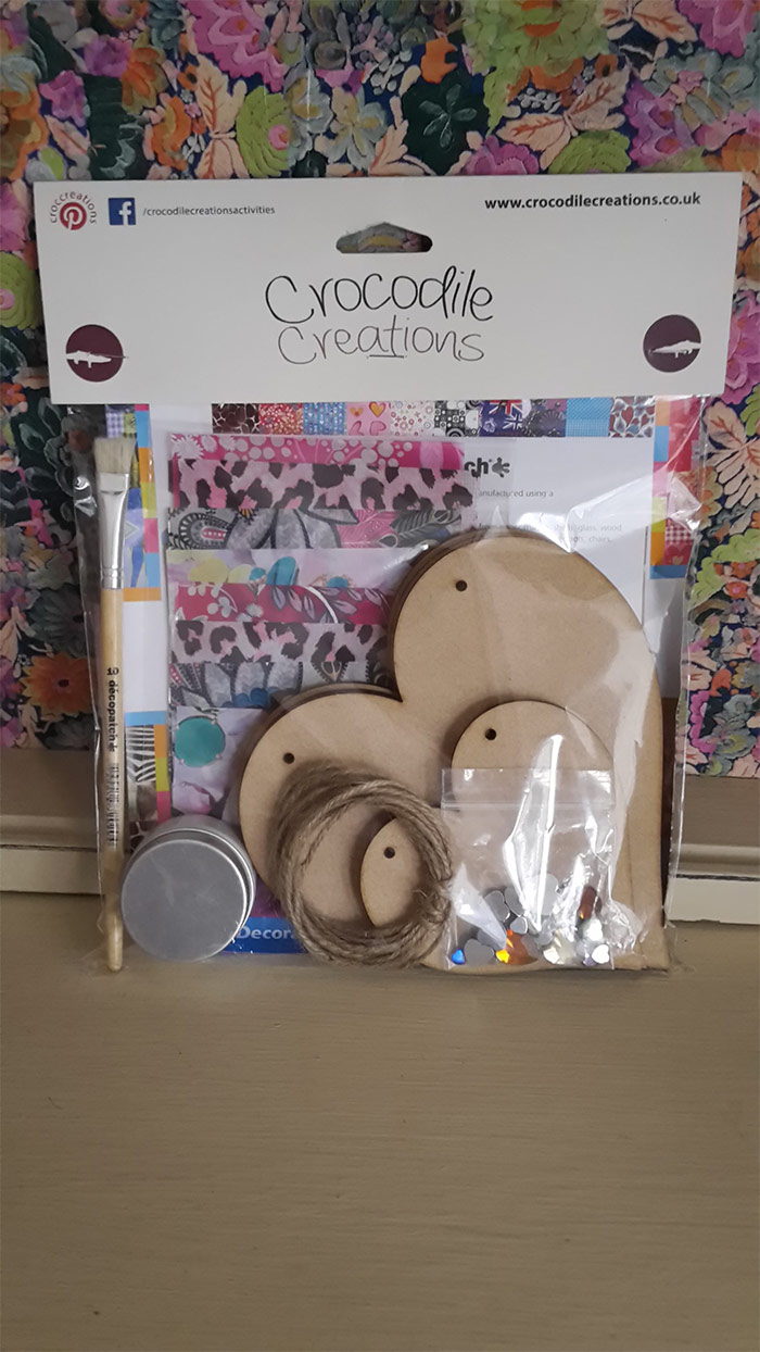 Decopatch Heart Bunting Kit