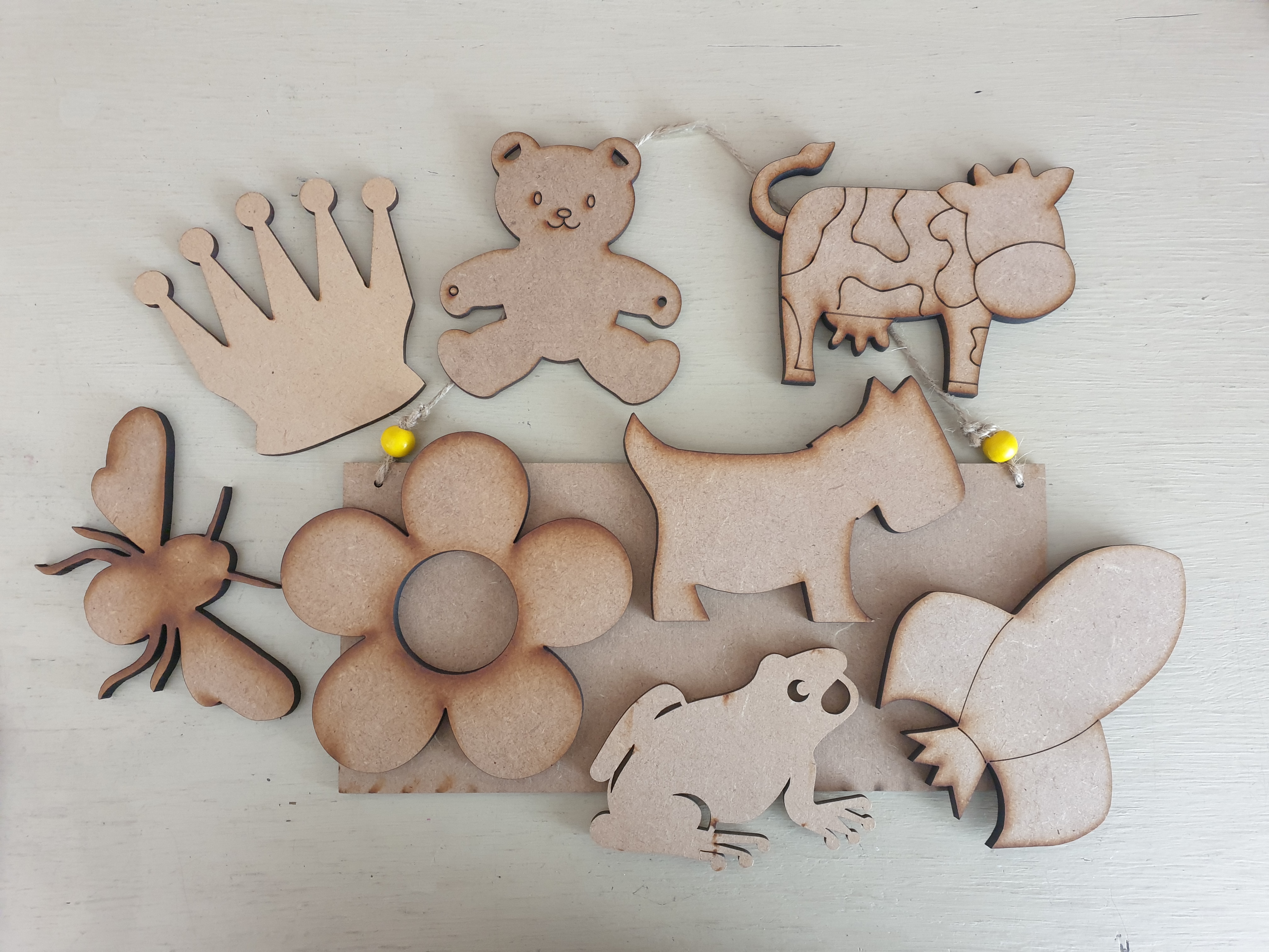 Large plaque and shape option2