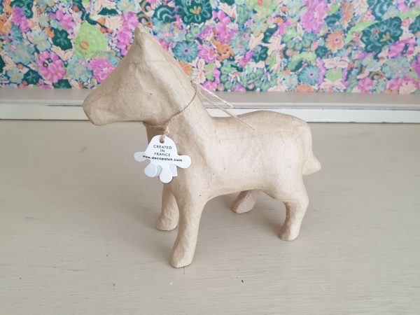 Decopatch Paper Mache horse SA201c